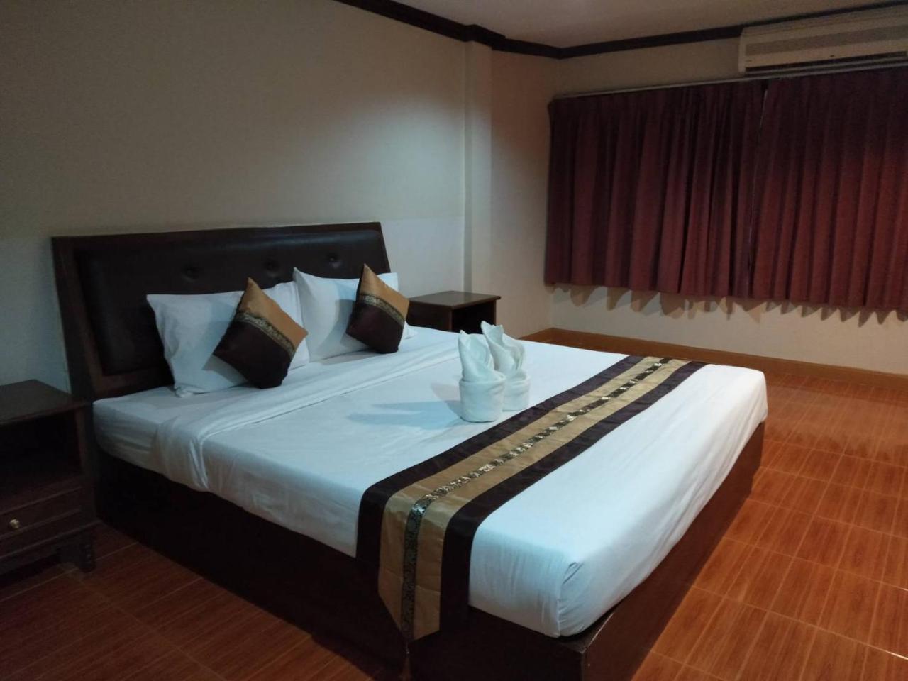 Hotel Star Bright Court Chiang Rai Esterno foto